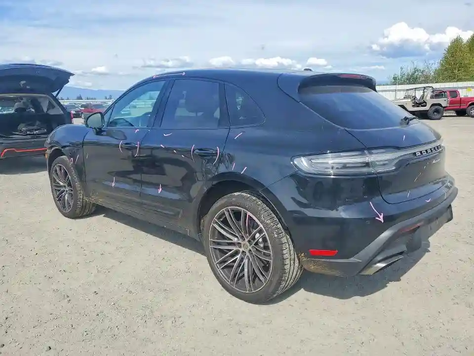 WP1AA2A53PLB06490 2023 PORSCHE MACAN-1