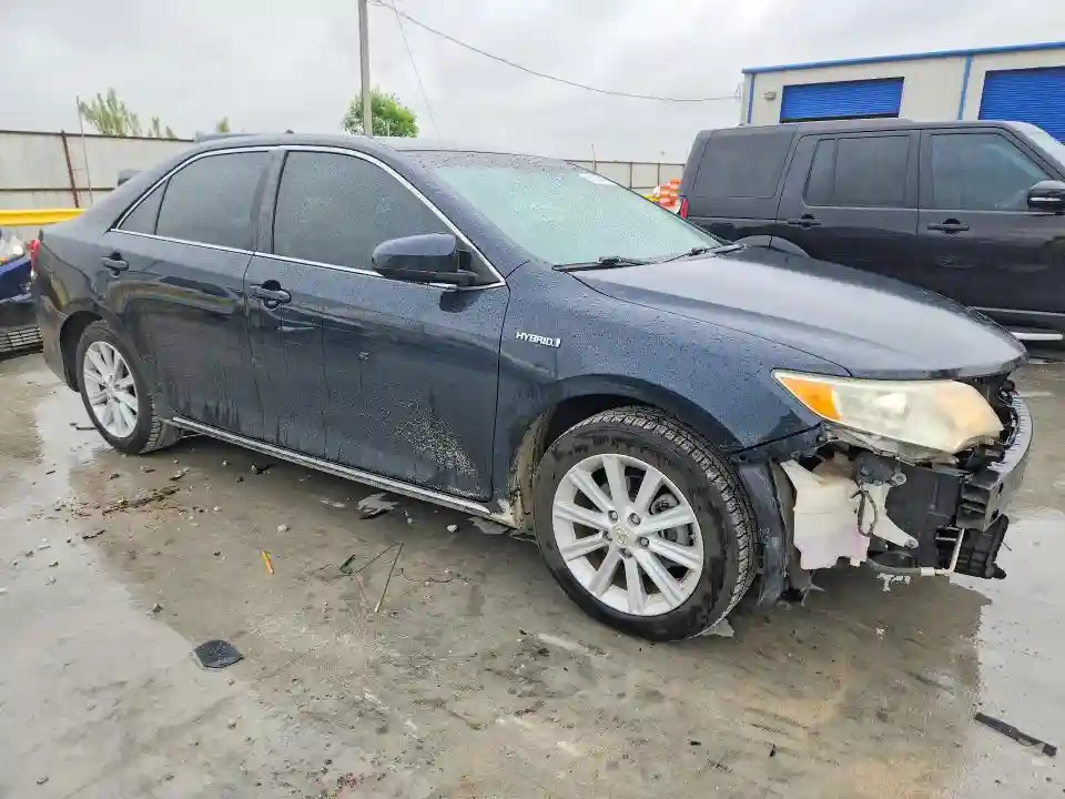 4T1BD1FKXCU054006 2012 TOYOTA CAMRY SOLA-3