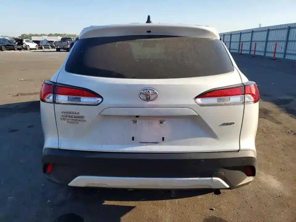 7MUAAABG8NV007158 2022 TOYOTA COROLLA CR-5