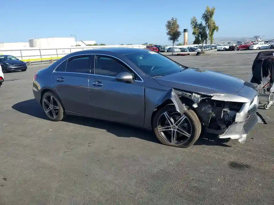 WDD3G4EB1KW029359 2019 MERCEDES-BENZ A-CLASS-3