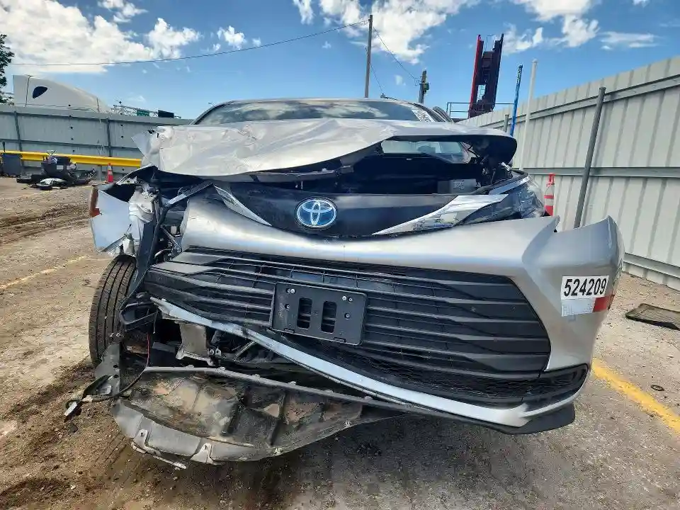 5TDKSKFC3RS140361 2024 TOYOTA SIENNA-4