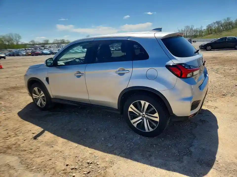 JA4ARUAU0MU015416 2021 MITSUBISHI OUTLANDER-1