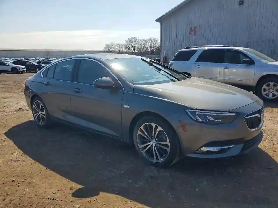 W04GP6SX0J1087573 2018 BUICK REGAL-3