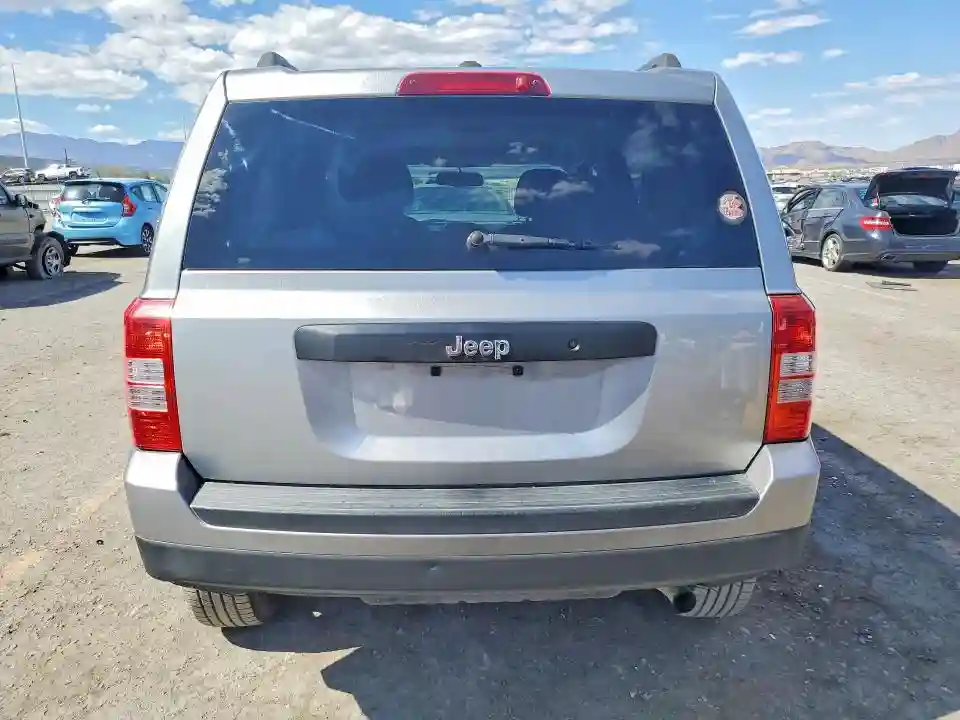 1C4NJPBB1GD700736 2016 JEEP PATRIOT-5