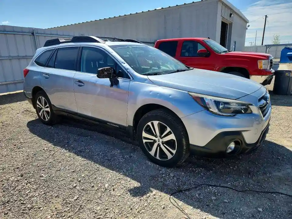 4S4BSANC0J3235070 2018 SUBARU OUTBACK-3