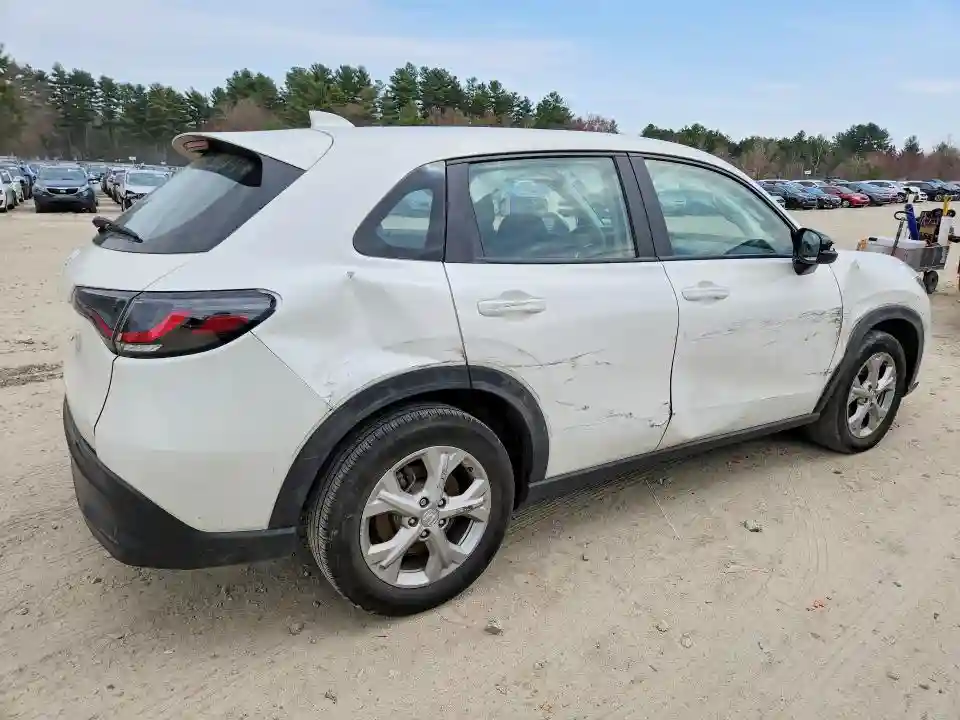 3CZRZ2H38SM761733 2025 HONDA HR-V-2