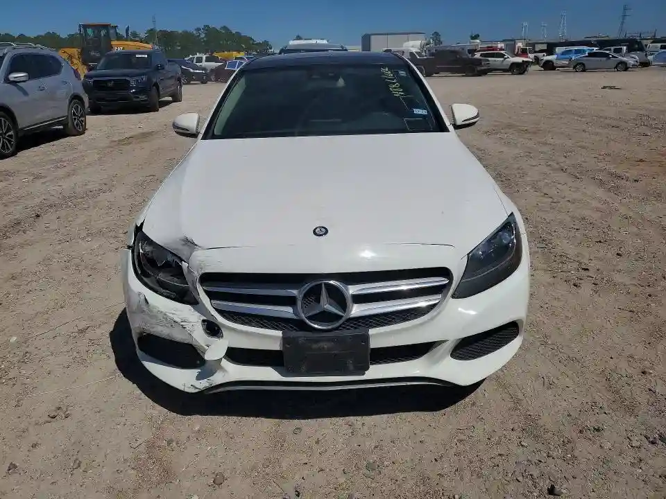 55SWF4JB8HU196250 2017 MERCEDES-BENZ C-CLASS-4