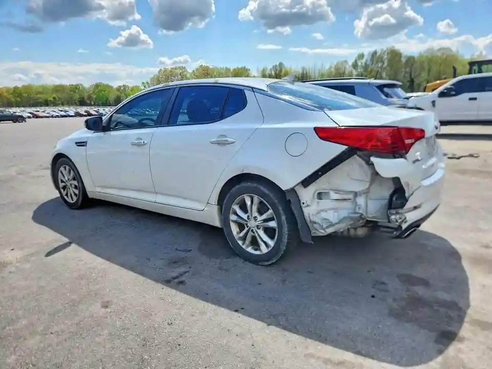 5XXGM4A7XDG225083 2013 KIA OPTIMA-1