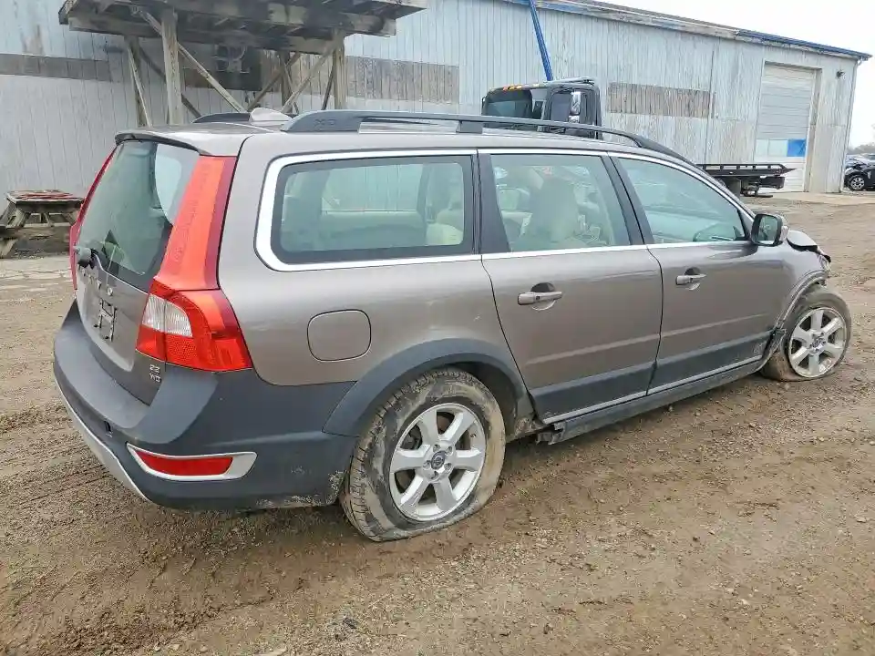YV4960BZ3A1084163 2010 VOLVO XC70-2