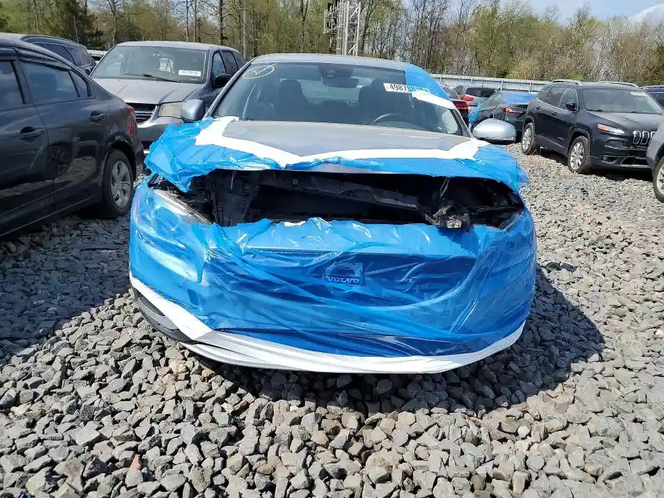 YV140MTLXH2428540 2017 VOLVO S60-4