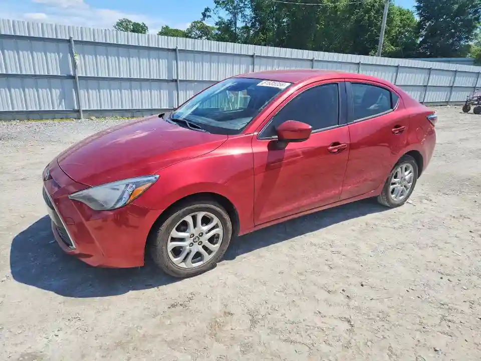 3MYDLBYV1JY304600 2018 TOYOTA YARIS-0