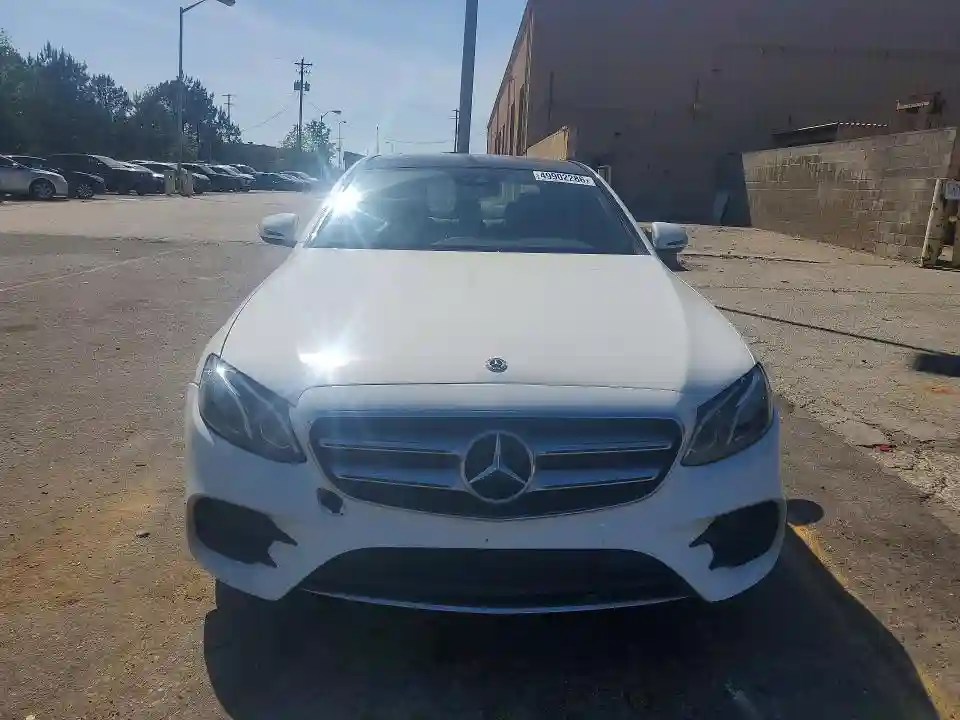 WDDZF4JB8JA443219 2018 MERCEDES-BENZ E-CLASS-4