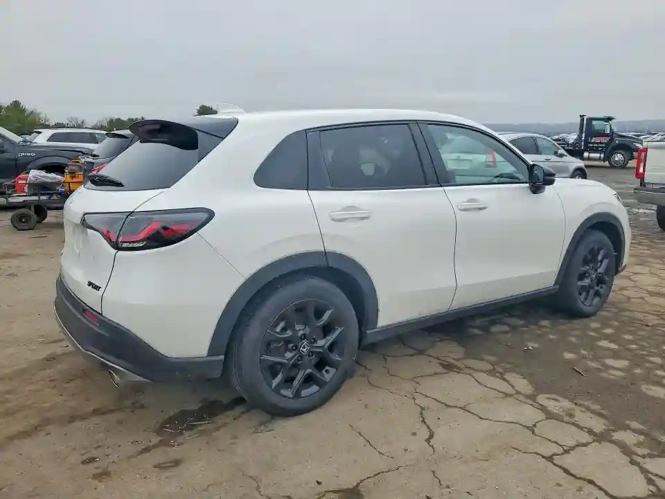 3CZRZ2H54SM795167 2025 HONDA HR-V-2