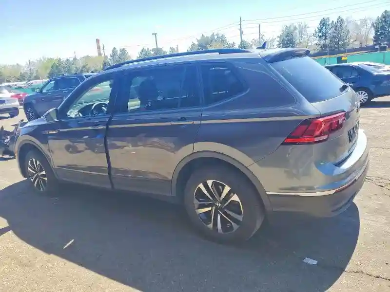 3VVFB7AX0PM103890 2023 VOLKSWAGEN TIGUAN-1