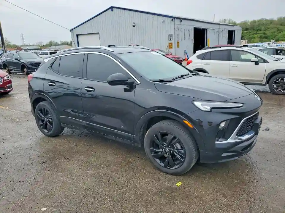 KL4AMESL3SB047246 2025 BUICK ENCORE-3