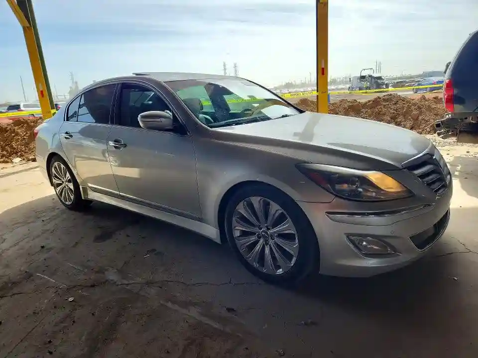 KMHGC4DHXCU187642 2012 HYUNDAI GENESIS-3