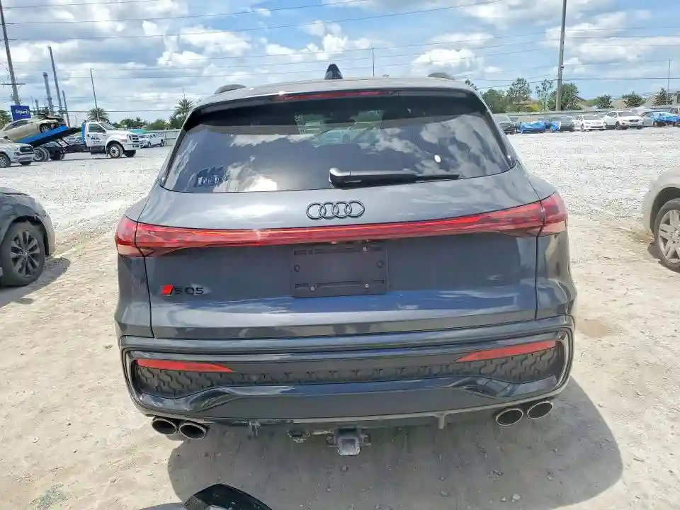 WA125AGU9S2102021 2025 AUDI SQ5-5