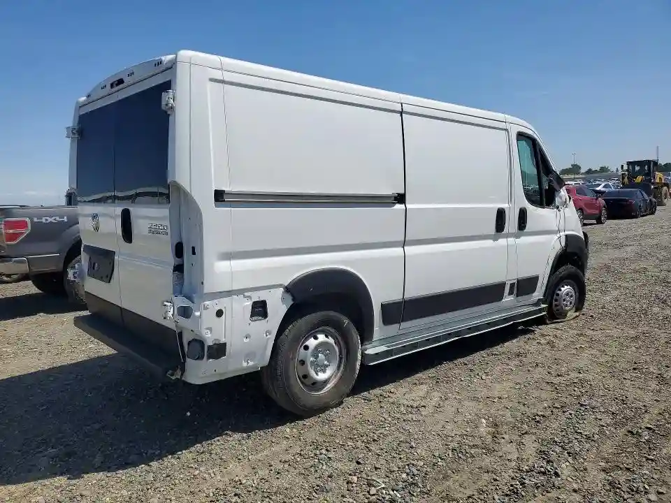 3C6LRVVG1SE543493 2025 RAM PROMASTER-2