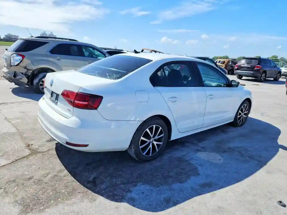 3VWD67AJ0GM217682 2016 VOLKSWAGEN JETTA-2
