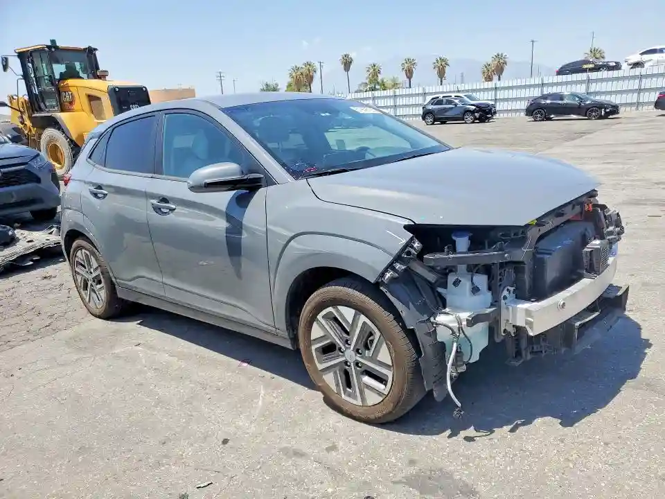 KM8K23AG2PU183724 2023 HYUNDAI KONA-3