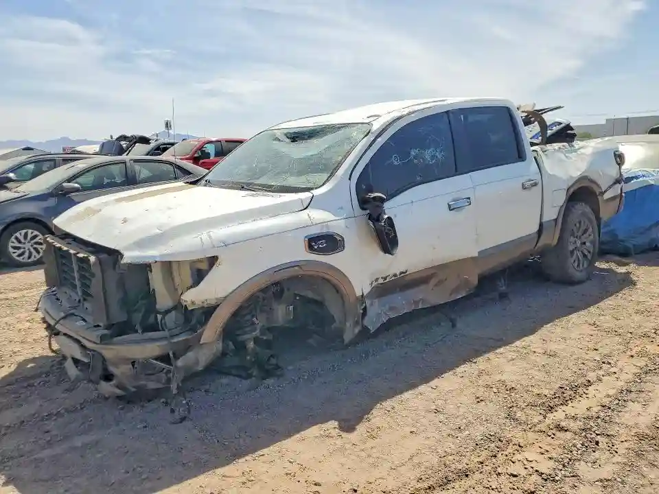 1N6AA1E59HN505221 2017 NISSAN TITAN-0