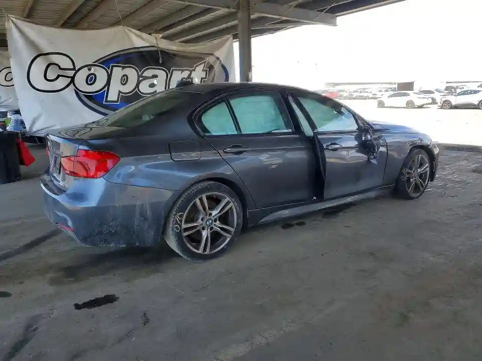 WBA8B9G33HNU55874 2017 BMW 3 SERIES-2