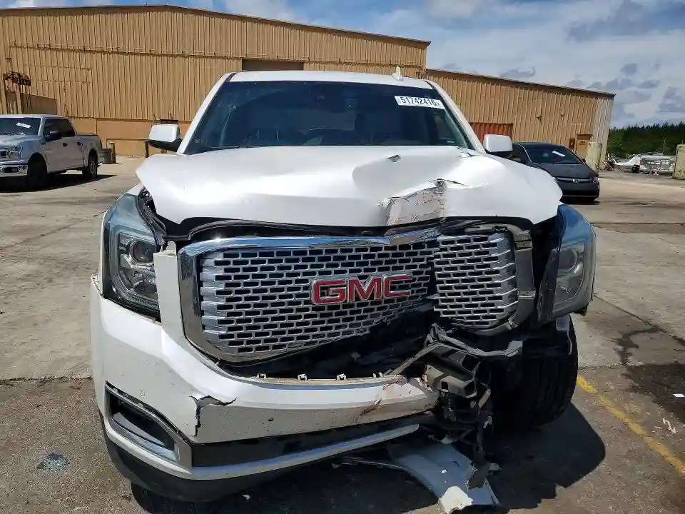 1GKS2CKJ5HR375159 2017 GMC YUKON-4