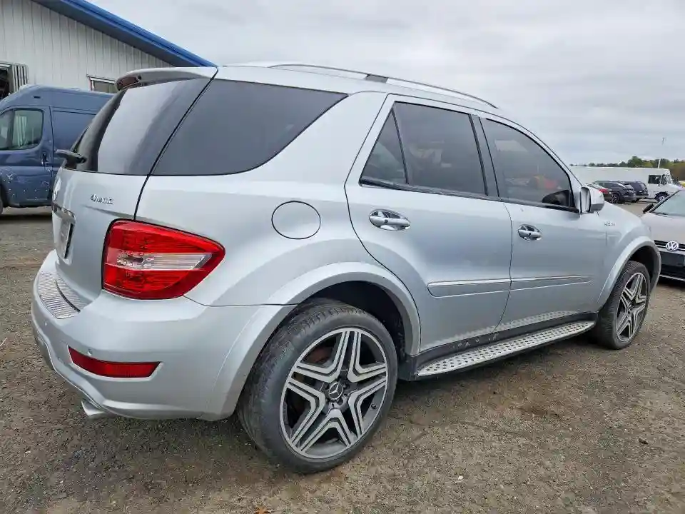 4JGBB7CB7AA587779 2010 MERCEDES-BENZ M-CLASS-2