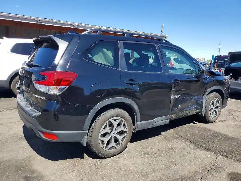 JF2SKAEC6NH479563 2022 SUBARU FORESTER-2