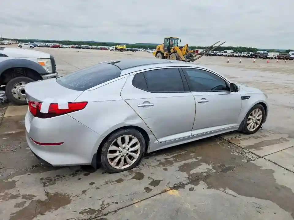 5XXGN4A7XFG373461 2015 KIA OPTIMA-2