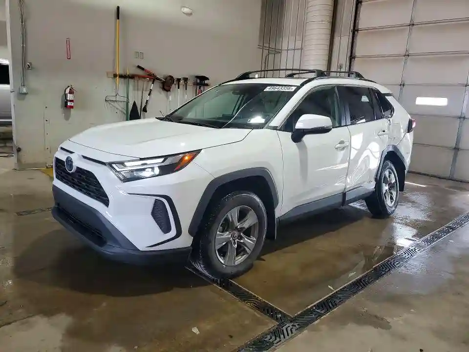4T3RWRFV3PU108227 2023 TOYOTA RAV4-0
