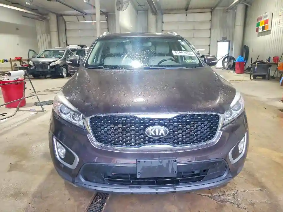 5XYPHDA50JG362642 2018 KIA SORENTO-4