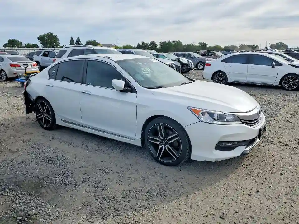 1HGCR2F58GA067713 2016 HONDA ACCORD-3