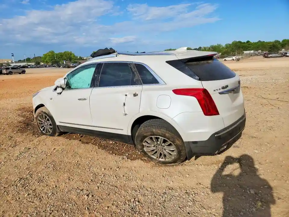 1GYKNCRS5JZ186481 2018 CADILLAC XT5-1