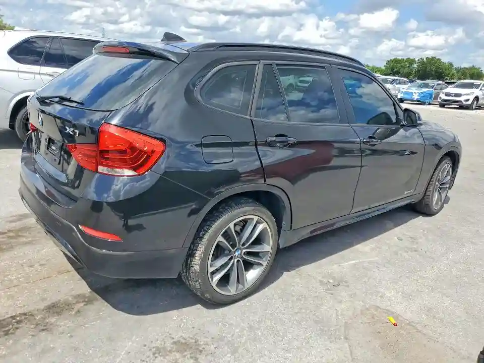WBAVM1C52EVW51676 2014 BMW X1-2