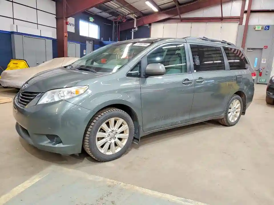 5TDJK3DC0ES090467 2014 TOYOTA SIENNA-0