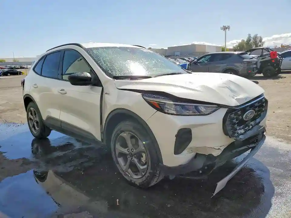1FMCU9MN0TUA32225 2026 FORD ESCAPE ST-3