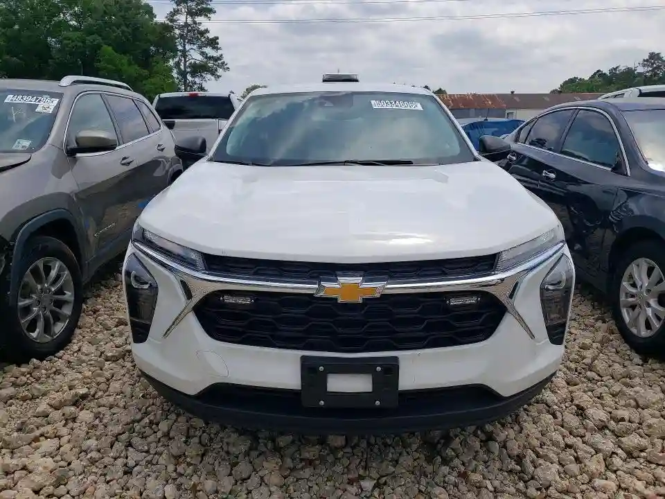 KL77LFEP1SC201418 2025 CHEVROLET TRAX-4