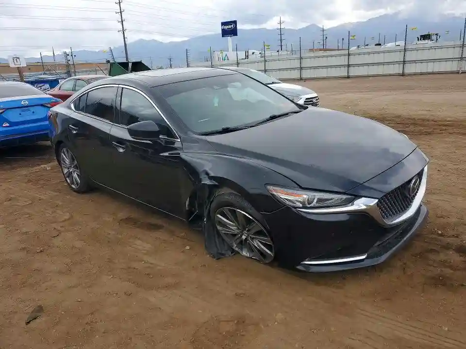 JM1GL1XY2J1323064 2018 MAZDA 6-3