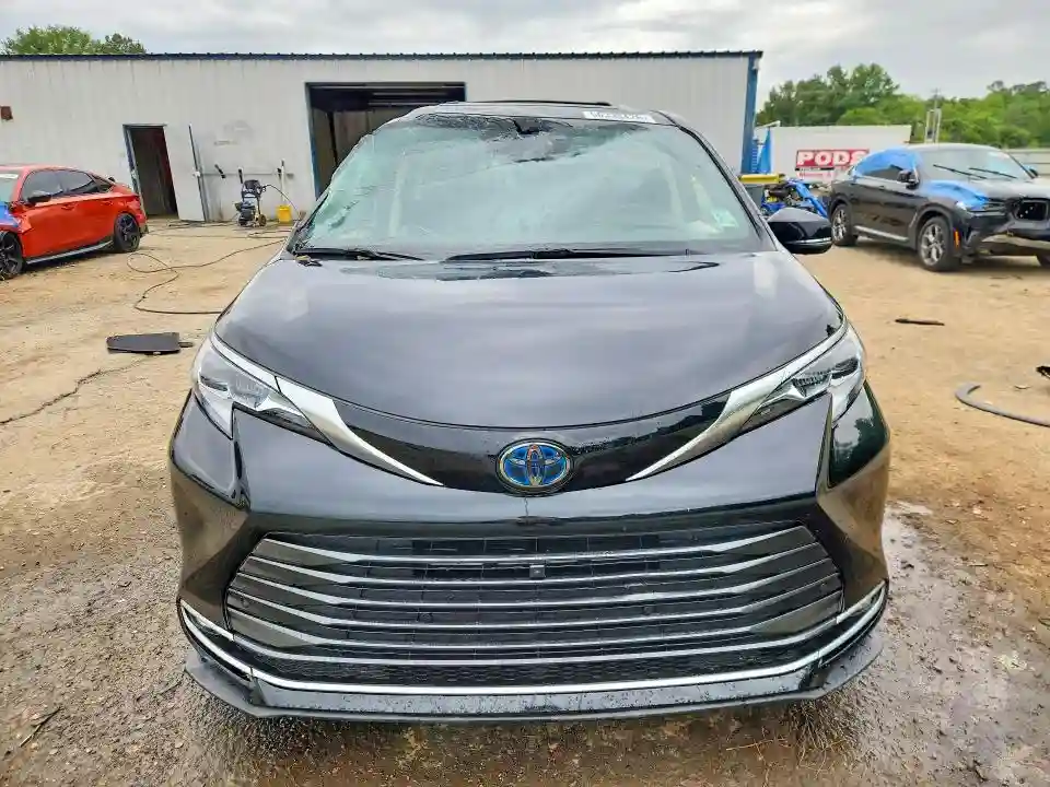 5TDESKFCXPS090035 2023 TOYOTA SIENNA-4