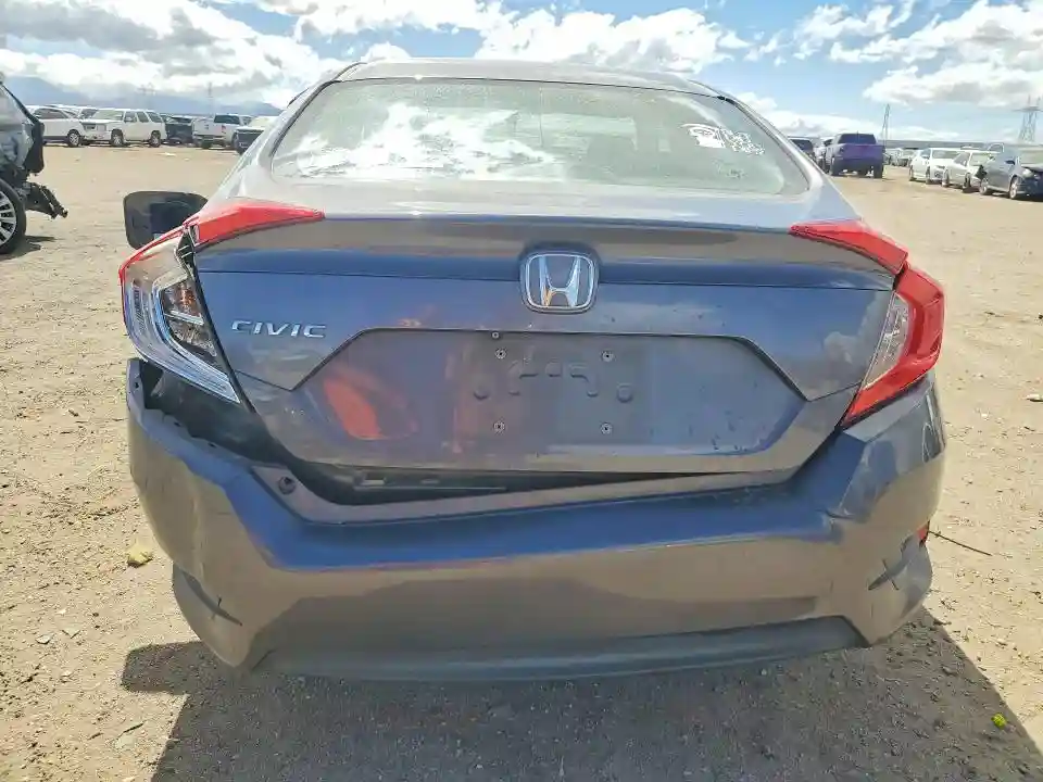 2HGFC2F53JH533961 2018 HONDA CIVIC-5