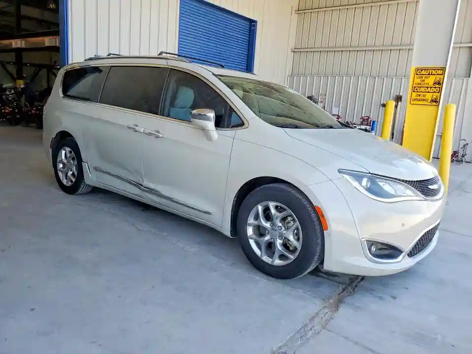 2C4RC1GG1HR695551 2017 CHRYSLER PACIFICA-3