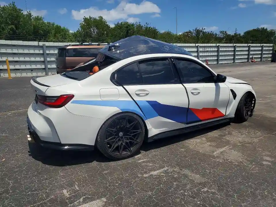 WBS53AY08NFN04915 2022 BMW M3-2