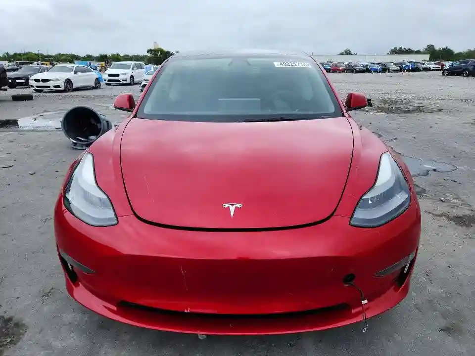 5YJ3E1EA2PF553220 2023 TESLA MODEL 3-4