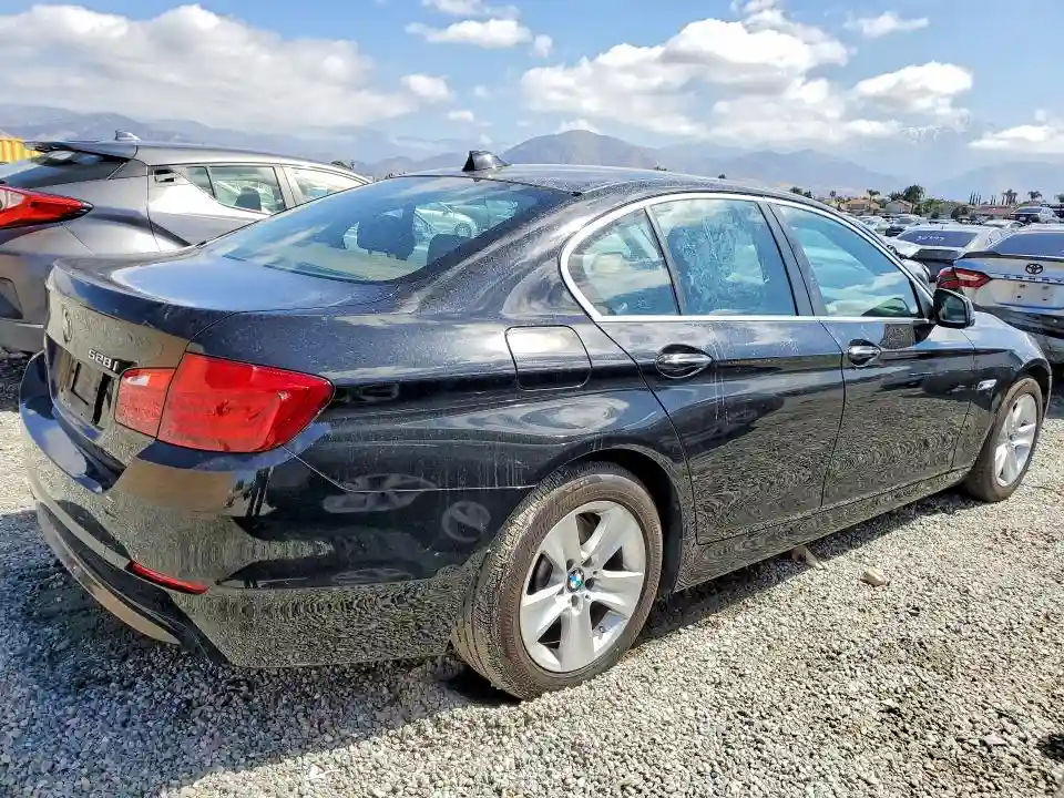 WBAXG5C57CDY28670 2012 BMW 5 SERIES-2