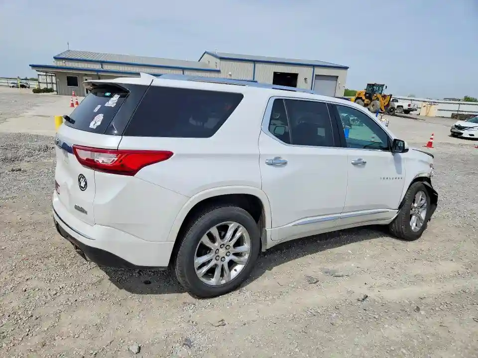 1GNEVJKW6KJ133686 2019 CHEVROLET TRAVERSE-2