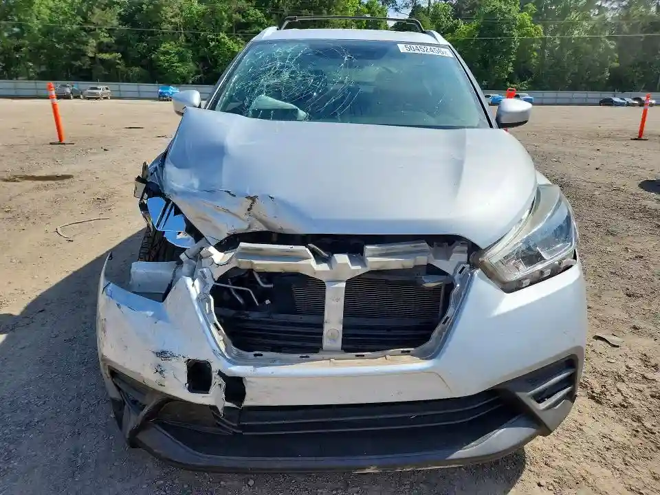 3N1CP5CU7JL510454 2018 NISSAN KICKS-4
