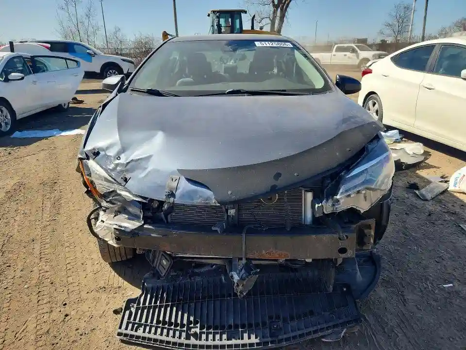 2T1BURHE0JC119076 2018 TOYOTA COROLLA-4