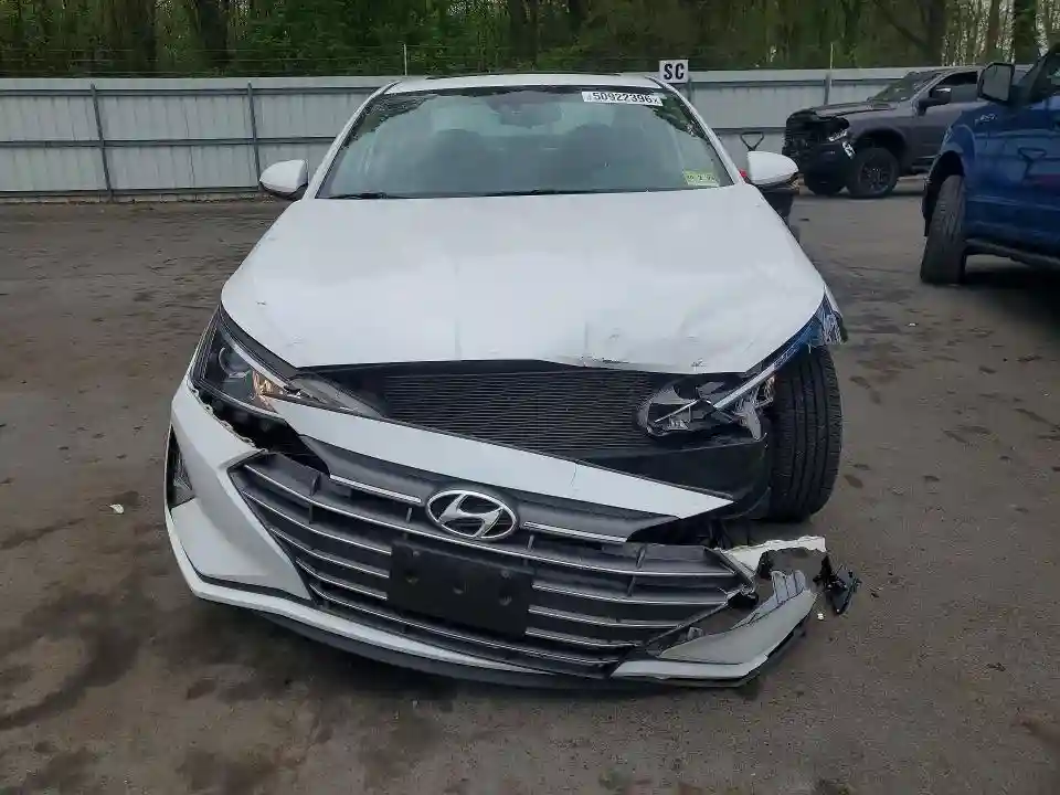 5NPD84LF5LH627415 2020 HYUNDAI ELANTRA-4