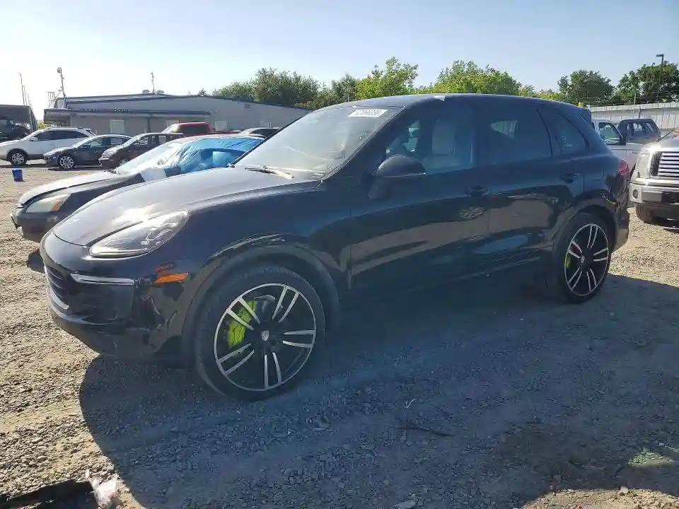 WP1AE2A23GLA16525 2016 PORSCHE CAYENNE-0